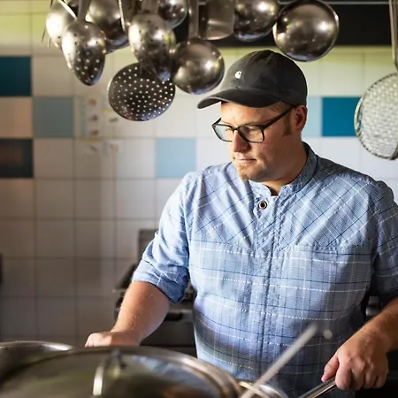 Bergland ارزل ام بيتزتال