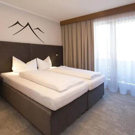 فندق Bergland ارزل ام بيتزتال