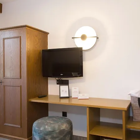 ホテル Bergland アルツル・イム・ピッツタール